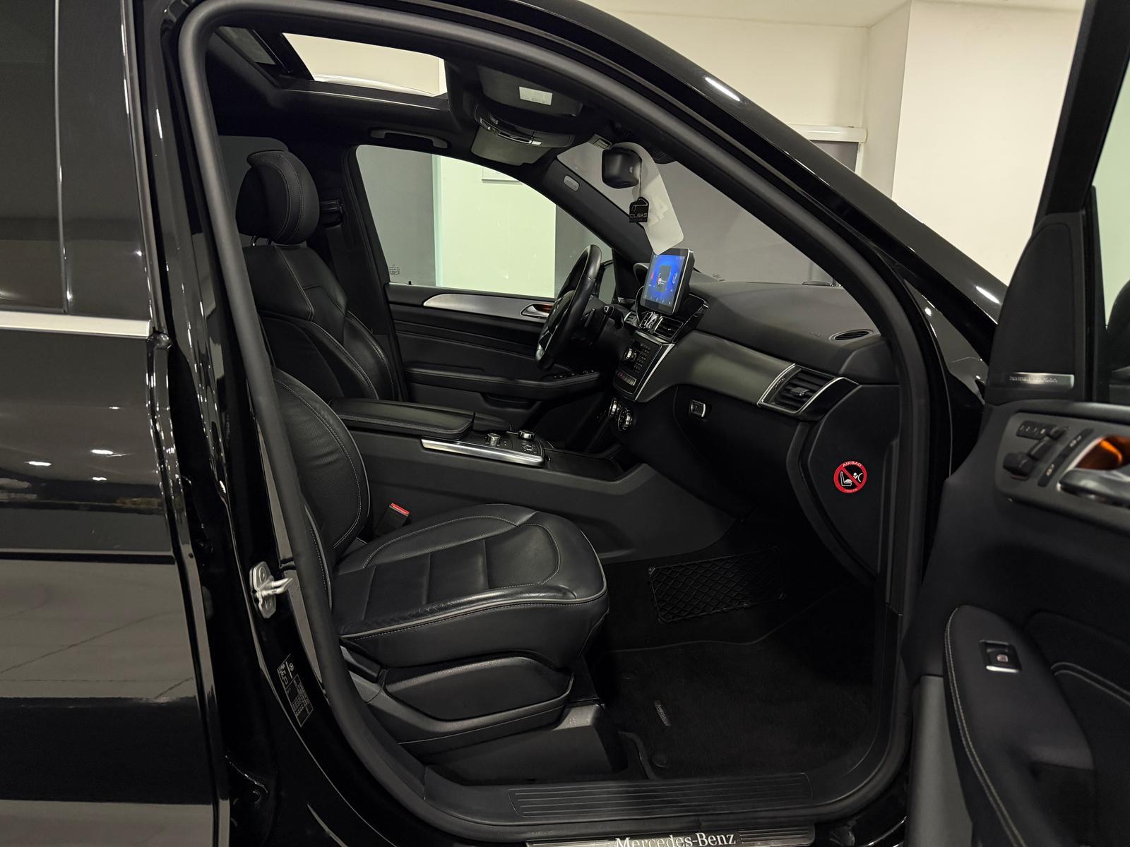 Mercedes-Benz ML 500 BE 4M 7G AMG-LINE*PANO*DISTR*360*AIR.*AHK