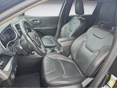 Fahrzeugabbildung Jeep Cherokee 3.2 Trailhawk 4WD
