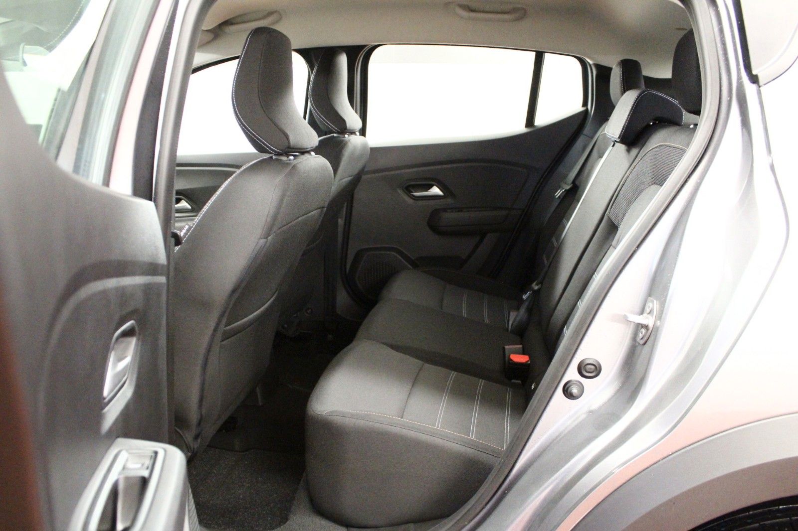 Fahrzeugabbildung Dacia Sandero TCe 90 Stepway Expression*Winterpaket*
