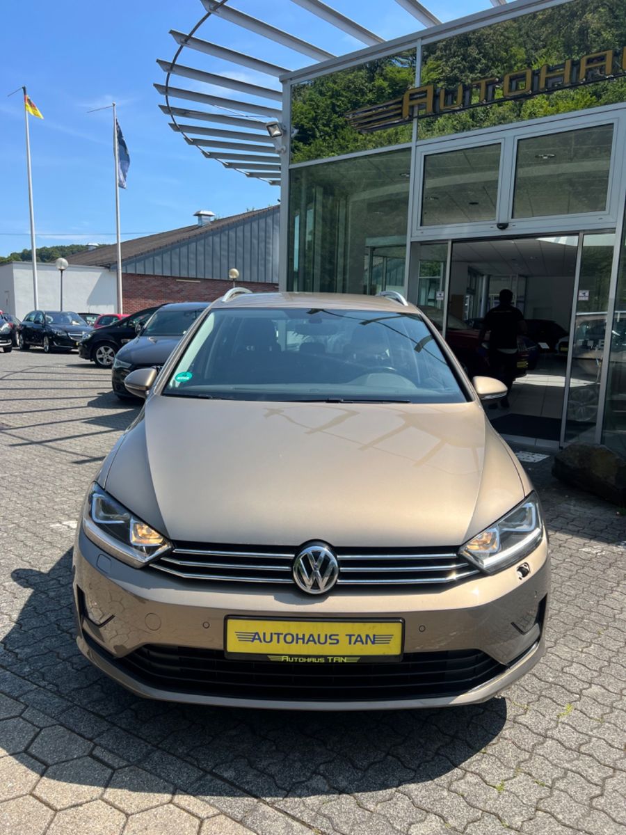 Fahrzeugabbildung Volkswagen Golf Sportsvan VII Comfortline *MASSAGE-SITZE *