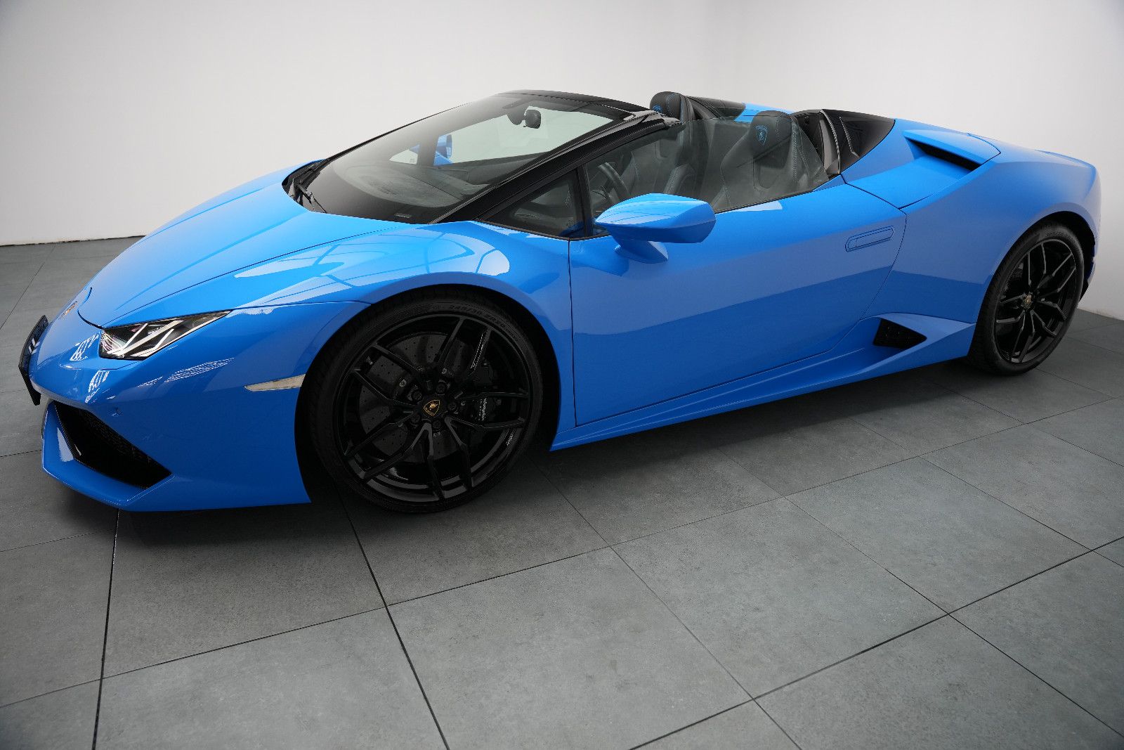Fahrzeugabbildung Lamborghini Huracán/SPYDER/LIFT/KAMERA/LP610/KERAMIK/