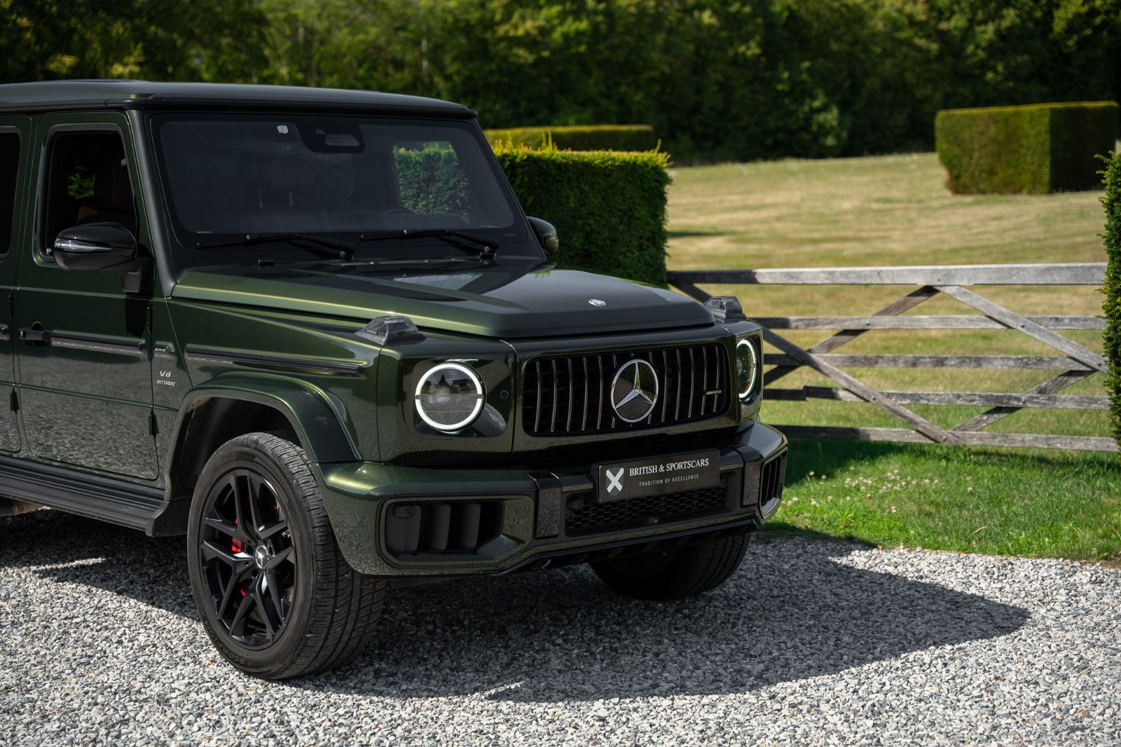 Mercedes-Benz G 63 AMG Manufaktur - Green & Tan - VAT Ref. imagem 2