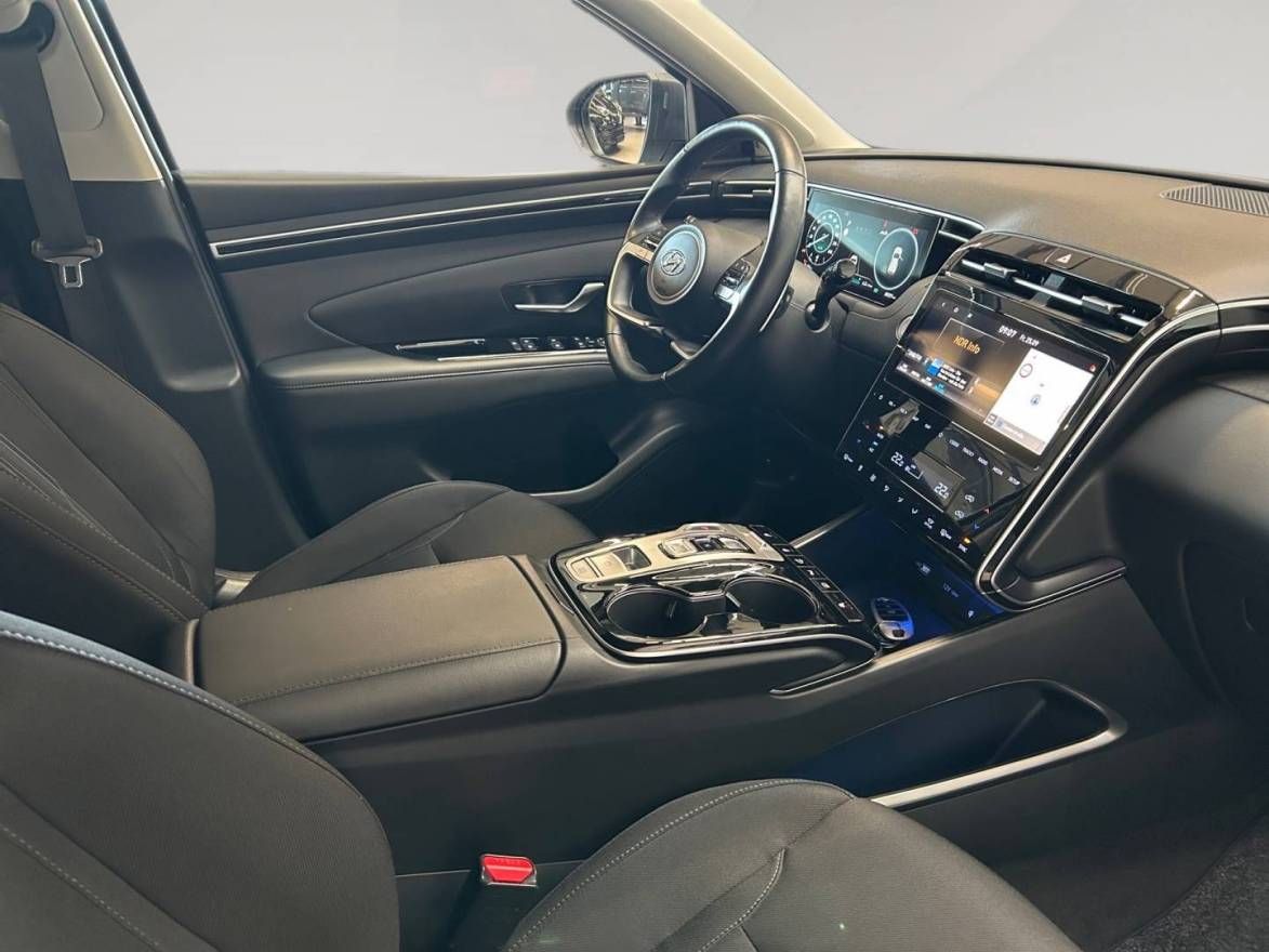 Fahrzeugabbildung Hyundai NEW Tucson 1.6 CRDi el. Heckklappe
