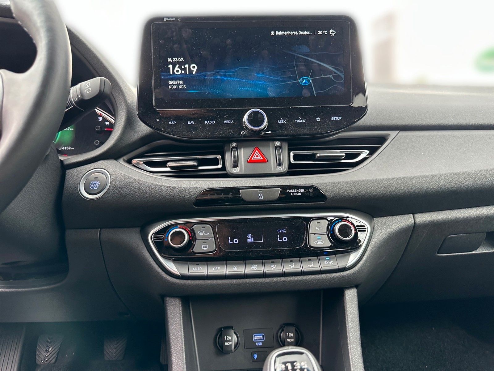 Fahrzeugabbildung Hyundai i30 Trend Mild-Hybrid Navi uvm.