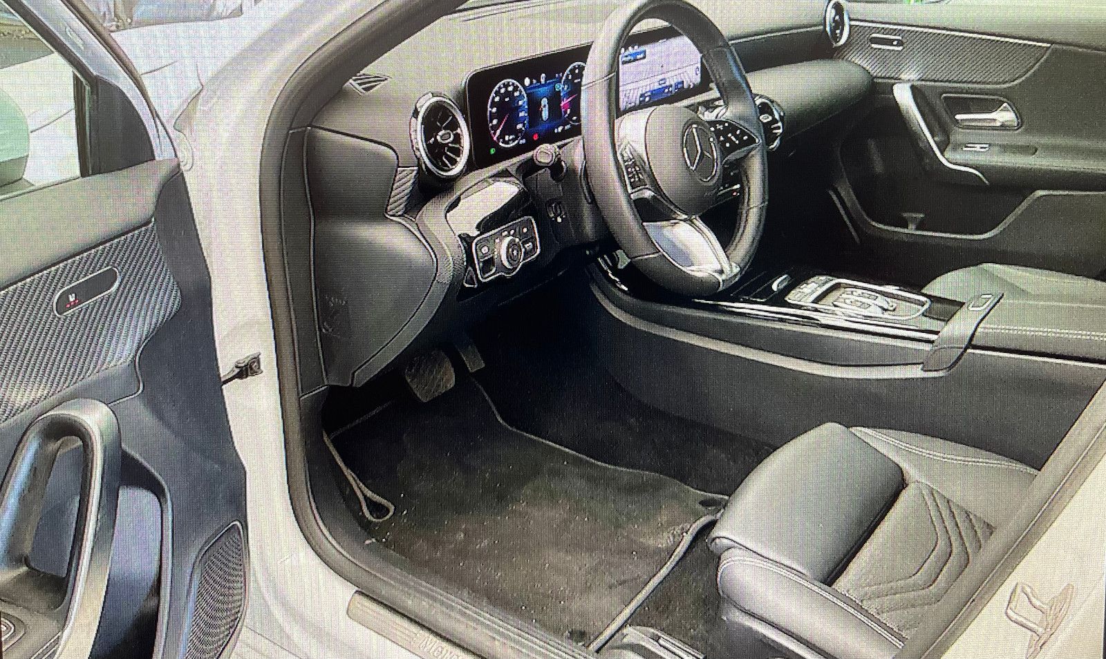 Mercedes-Benz A 180 DCT Distro Leder Navi Kamera Sitzhzg LED foto 3