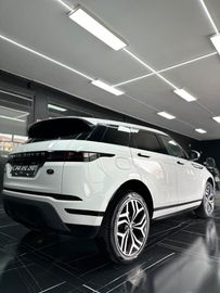 Land-Rover Range Rover Evoque - 2
