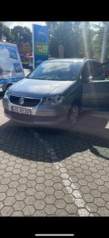 Volkswagen Vw Turan 1,9 - Volkswagen Golf aus 2008 mit Diesel-Antrieb: Kombi