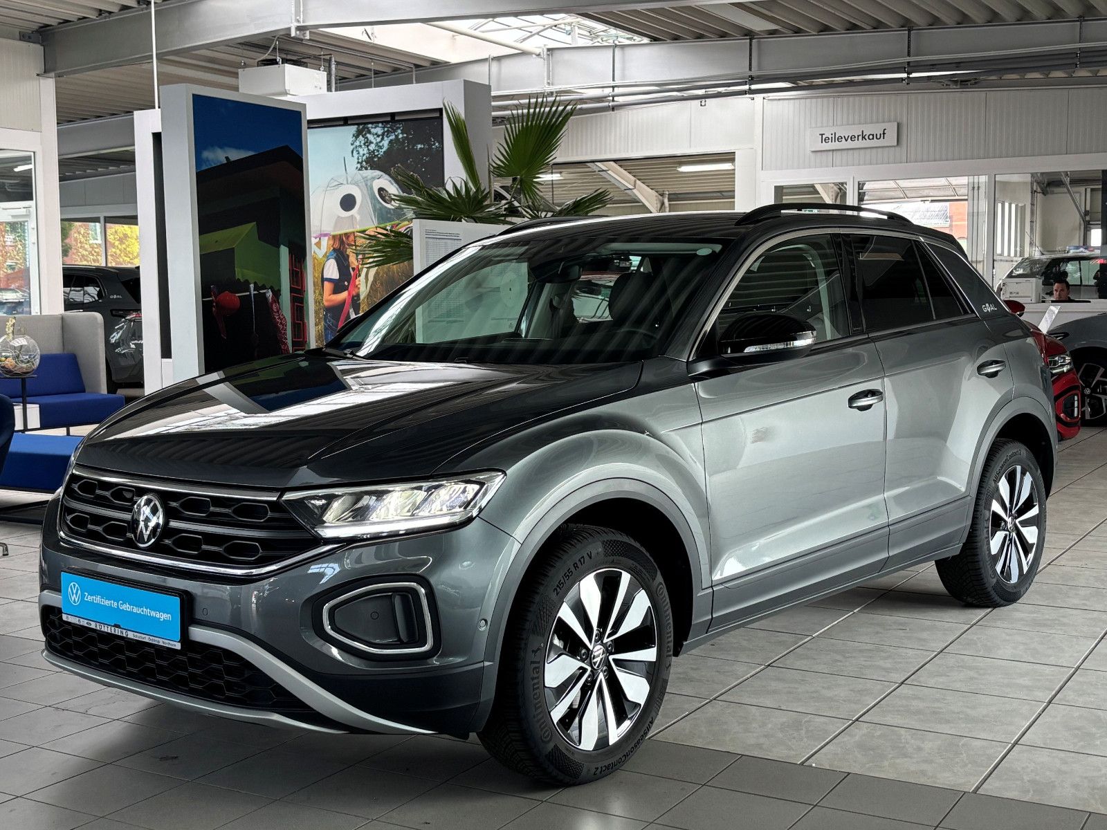 Fahrzeugabbildung Volkswagen T-Roc Goal 1.0 TSI LED+NAV+ACC+APP