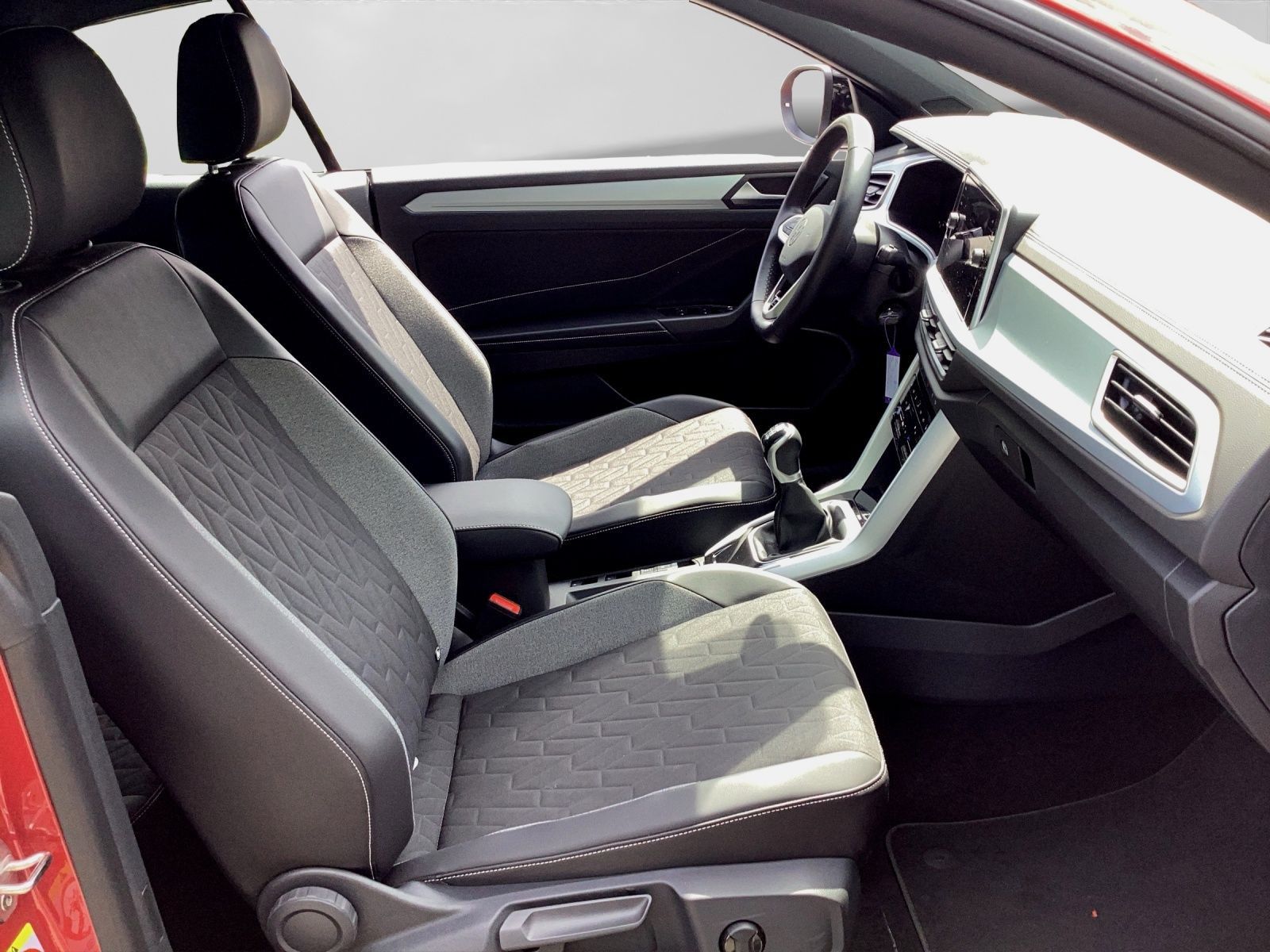 Volkswagen T-Roc - Bild 5