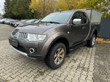 Mitsubishi L200 Intense Club Cab 4WD 2 Hand Klima - gebrauchte Mitsubishi L200 aus dem Jahr 2011