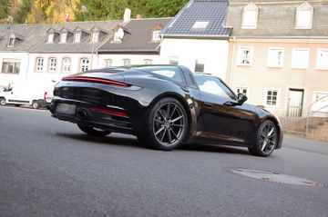 Porsche 992 Targa 4*Sporta,1.Hand,U-Frei,Approved fähig*