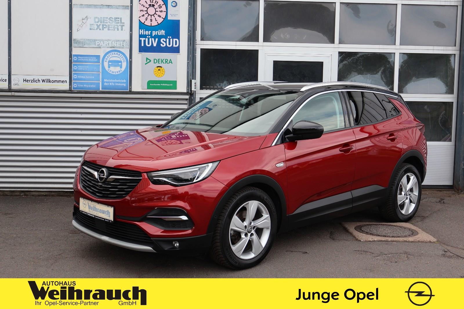 Opel Grandland X 1.6 Turbo AT8 Ultimate+AHK+