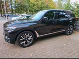 BMW X7 xDrive, Garantie, Reifen & Bremsen neu!