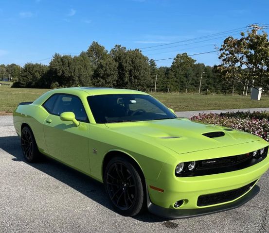 Dodge Challenger R/T "1320 Drag-Pack"  Motor 6.4 V8