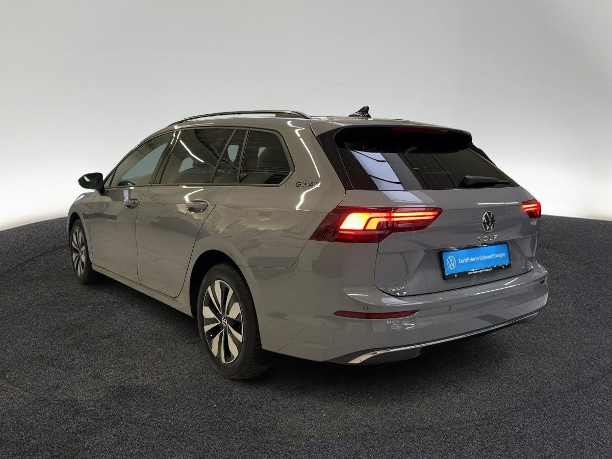Volkswagen Golf VIII Var. 1.5 eTSI Goal DSG LED REAR VIEW foto 3