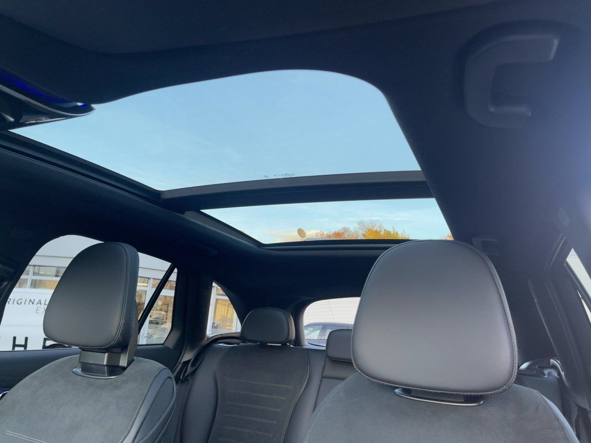 Fahrzeugabbildung Mercedes-Benz GLC 220 d 4M AMG/Night/Pano/Kamera/AHK