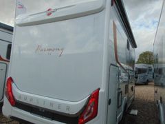 Bürstner Lyseo TD 684 Harmony mit Längs-Hubbett