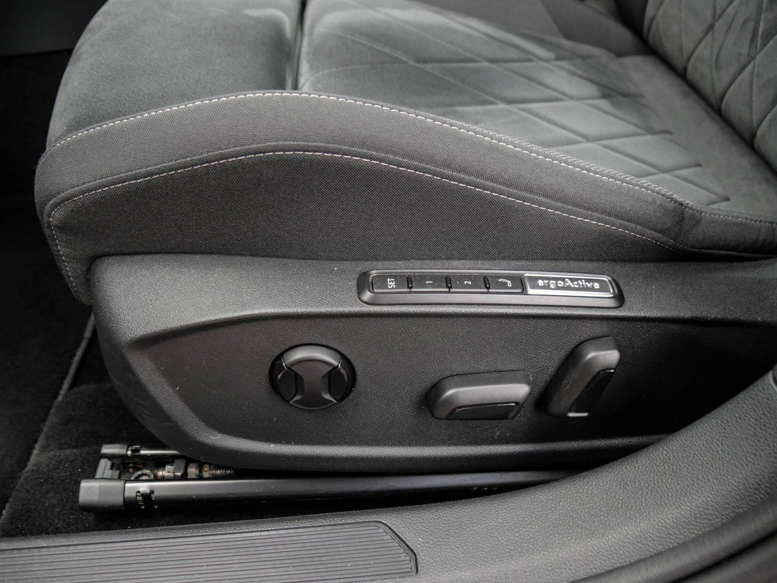 Volkswagen Golf - Bild 16