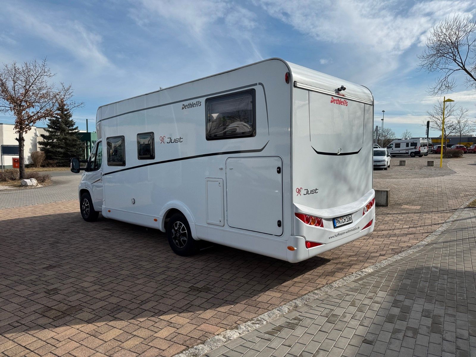 Fahrzeugabbildung Dethleffs Just90T 7052EB,Solar,Hubbett,uvm.
