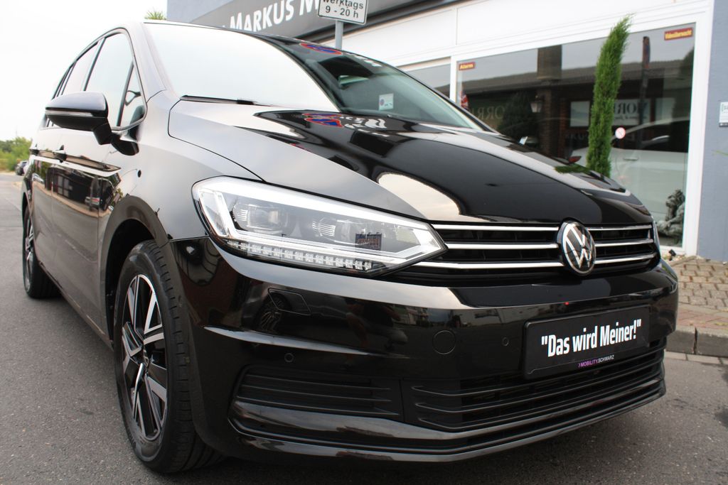 Image of Volkswagen Touran