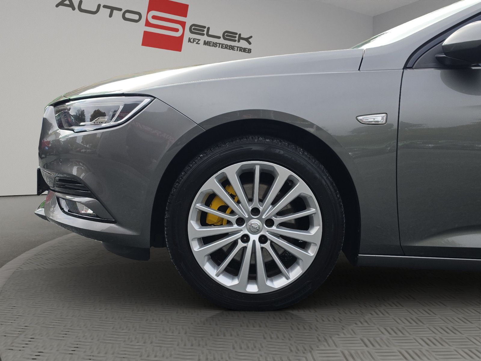 Fahrzeugabbildung Opel Insignia B Sports Tourer Business Innovation