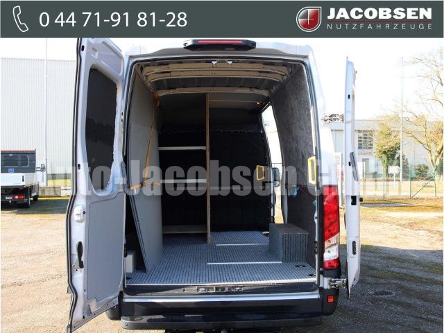 Fahrzeugabbildung Iveco Daily 35S18A8P Luftf. / Klima / AHK / RFK