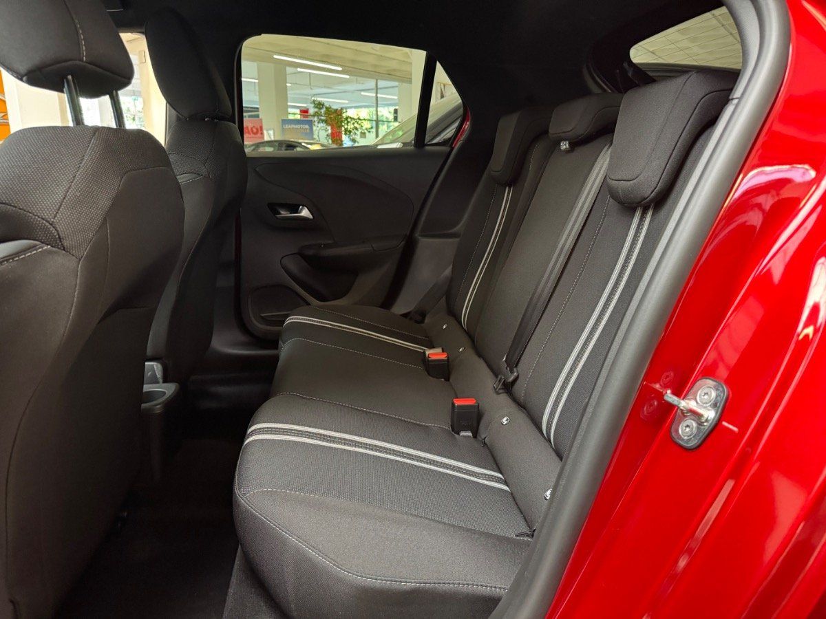 Opel Corsa - Bild 8