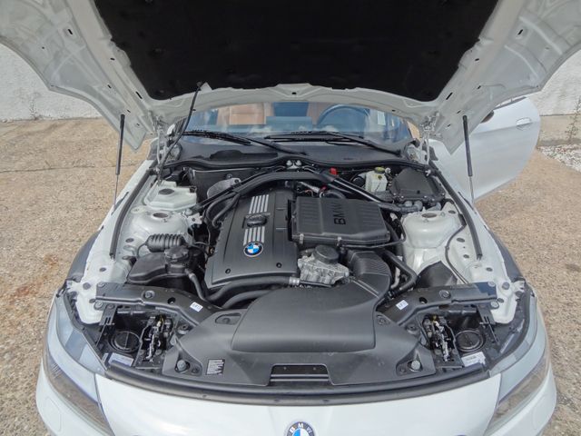 Fahrzeugabbildung BMW Z4 Roadster 35 is/M-Sport/58TKM/Leder/Navi/