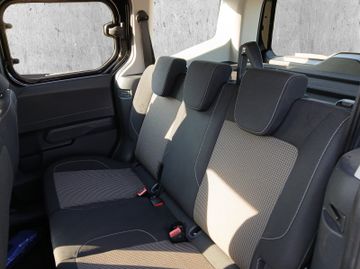 Ford Tourneo Courier 1.0 EcoBoost Trend Kam.+PDC+AUT