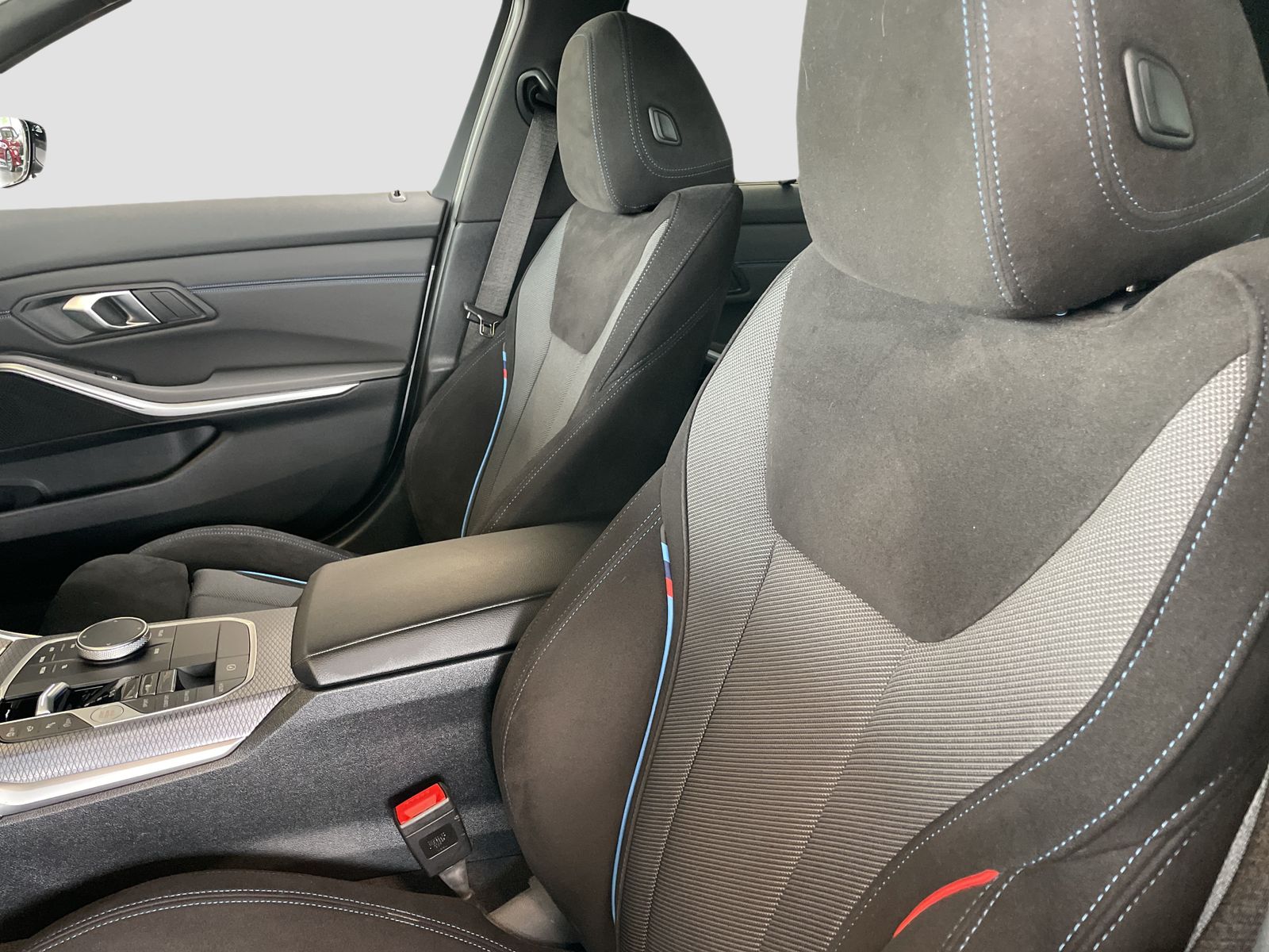 BMW 330 - Bild 11