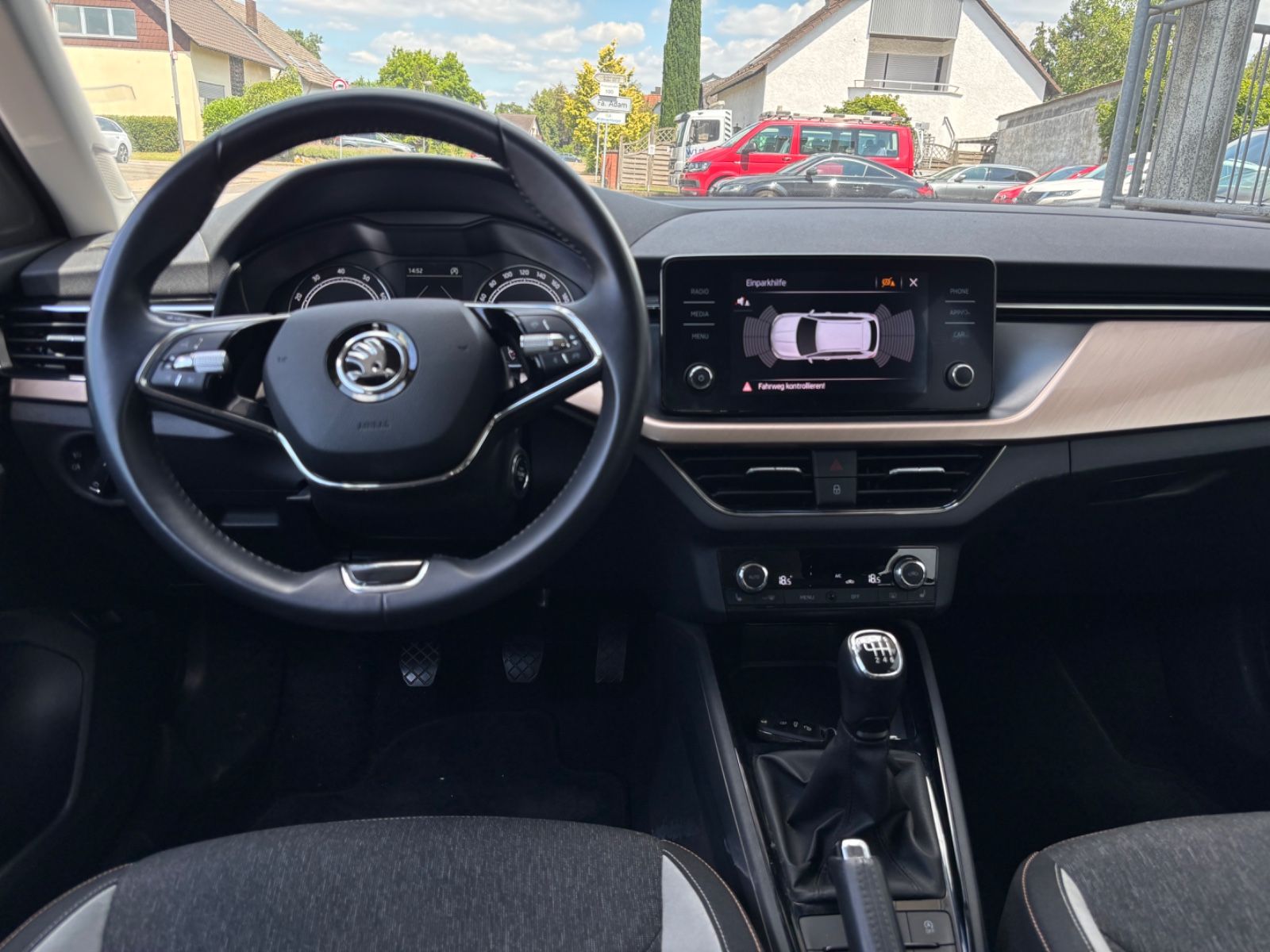 Fahrzeugabbildung SKODA Kamiq Style 1.5 TSI SHZ