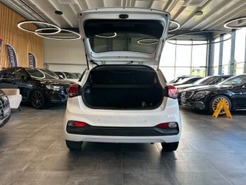 MYAUTOCENTER – Gebraucht- und Jahreswagen mit Werkstattservice in Pfaffenhofen Hyundai i20 *TÜV:828*KLIMA*TEMPO*CARPLAY*PDC*CAM*