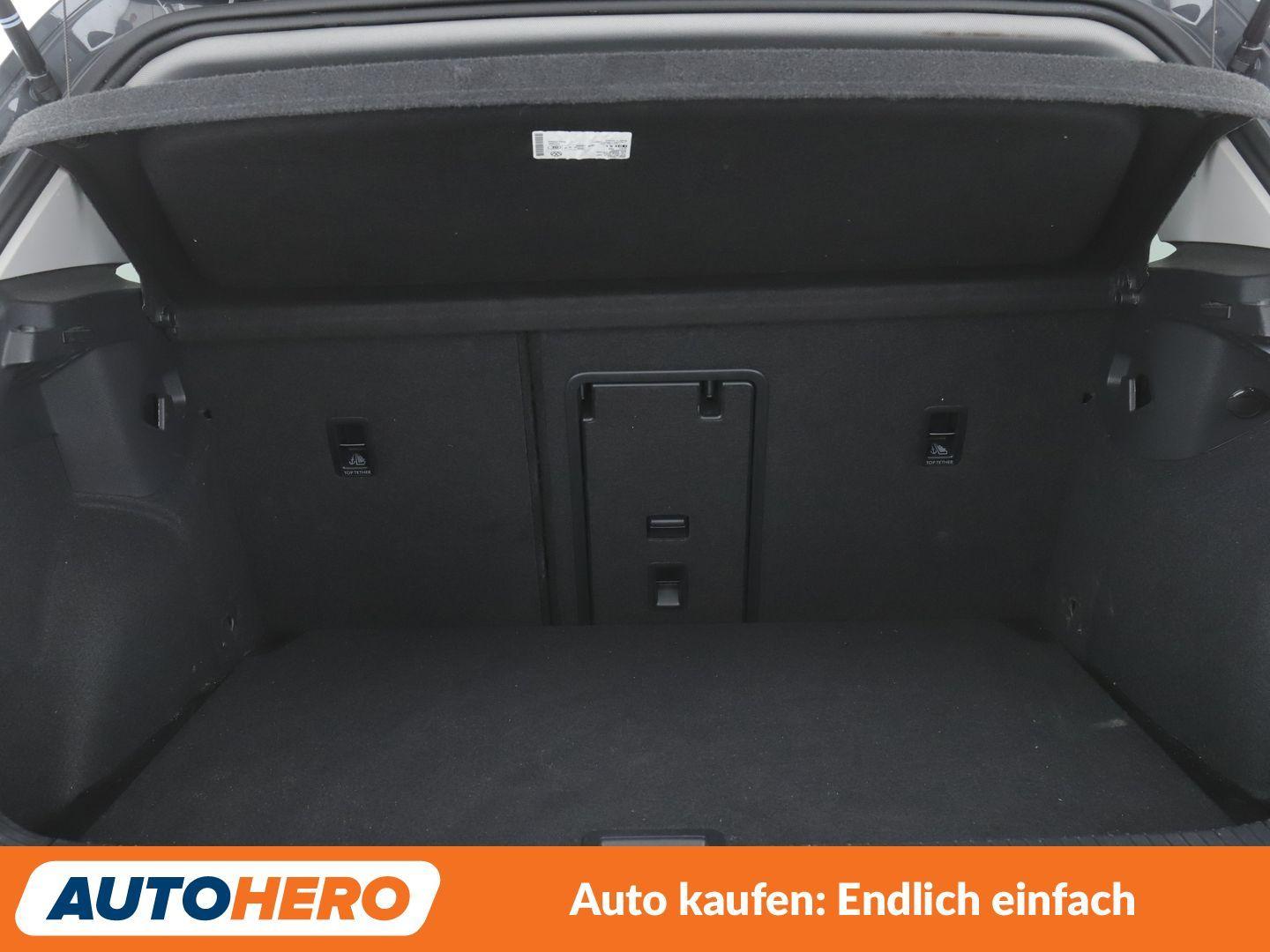 Volkswagen Golf VIII 1.5 TSI ACT Move *NAVI*VC*LED*ACC*PDC*, миниатюра 16