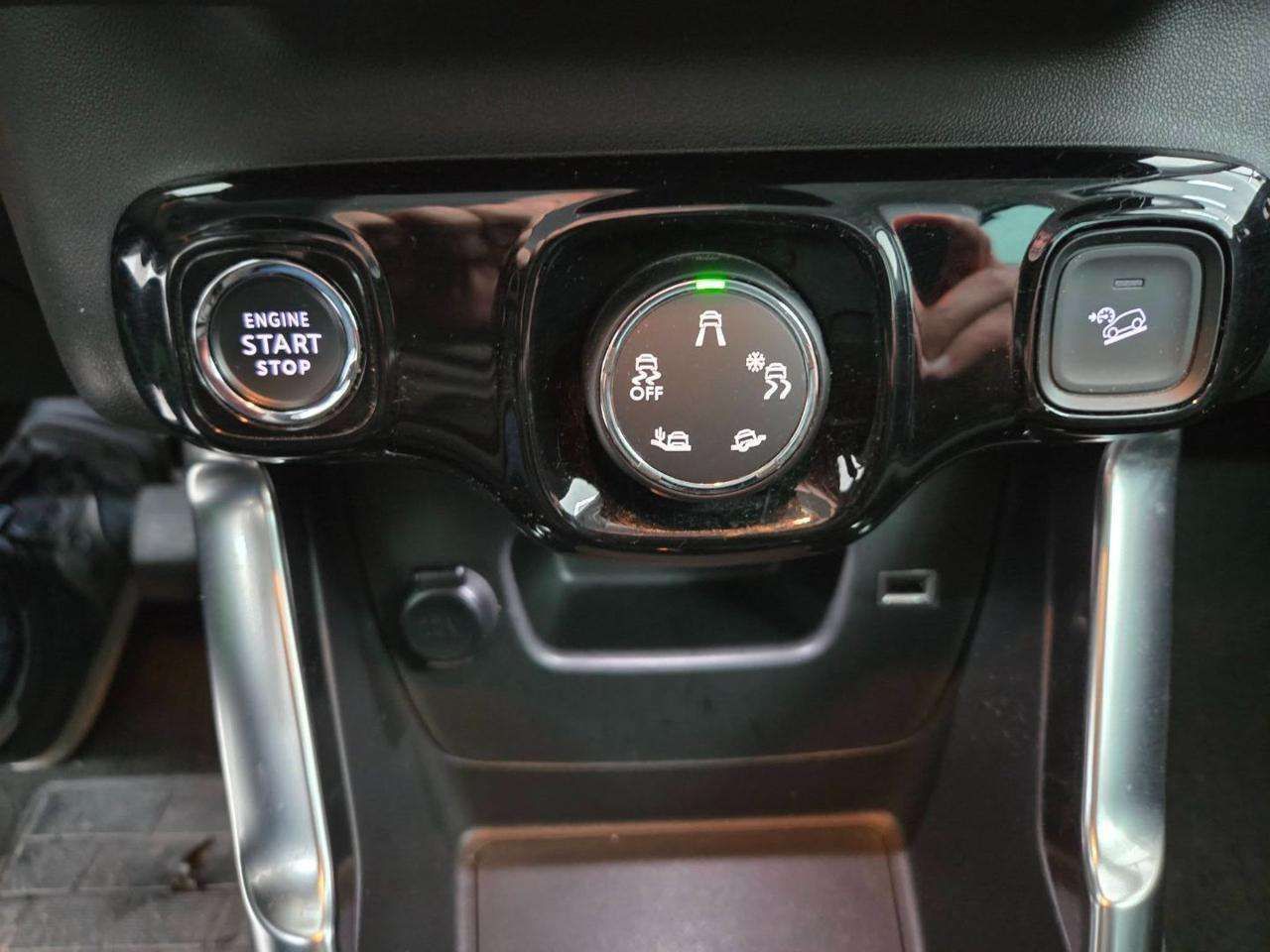 Citroën Citroen C3 Aircross BlueHDi 110 S&S Shine Pack imagem 3