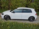 Volkswagen Golf VII, LED, Navi, 8fach Alu, 1. Hand, TÜV neu - Volkswagen Golf mit Diesel-Antrieb: Limousine, 1.8