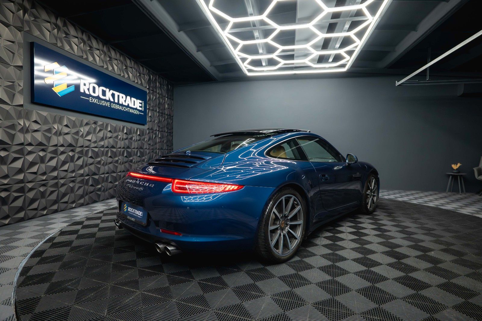 Fahrzeugabbildung Porsche 991 911 Carrera 4 S *111 Punkte*Pano*Sportabgas*