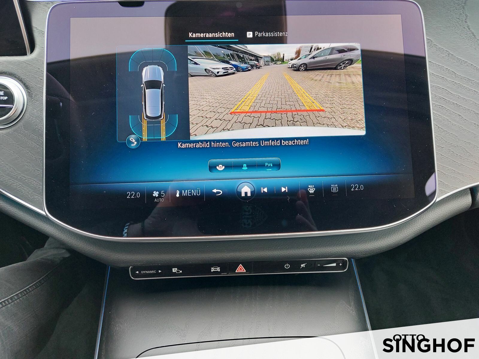 Fahrzeugabbildung Mercedes-Benz E 220 d T Avantgarde +AHK+Rü Kam+Distronic+LED+