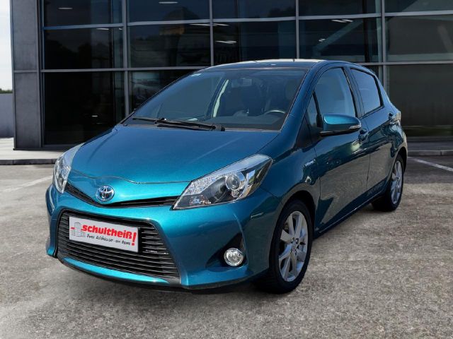 Toyota Yaris Hybrid Club