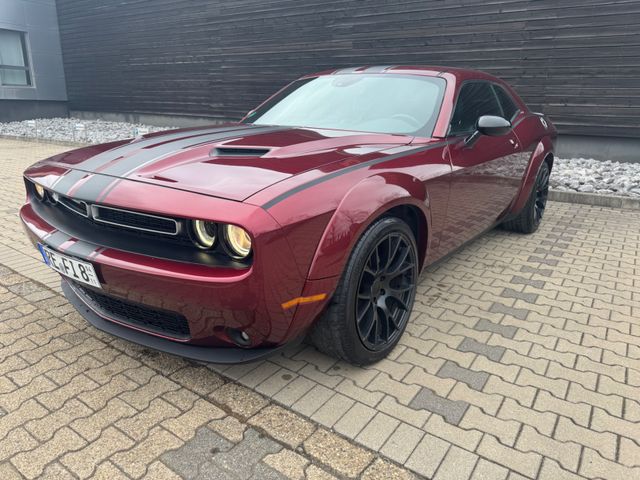 Dodge Challenger Premium