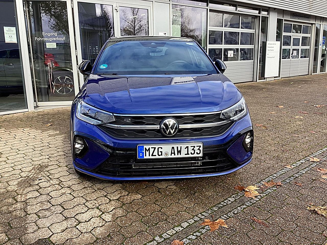 Fahrzeugabbildung Volkswagen Taigo R-line 1.5 TSI DSG ACC LED Pano