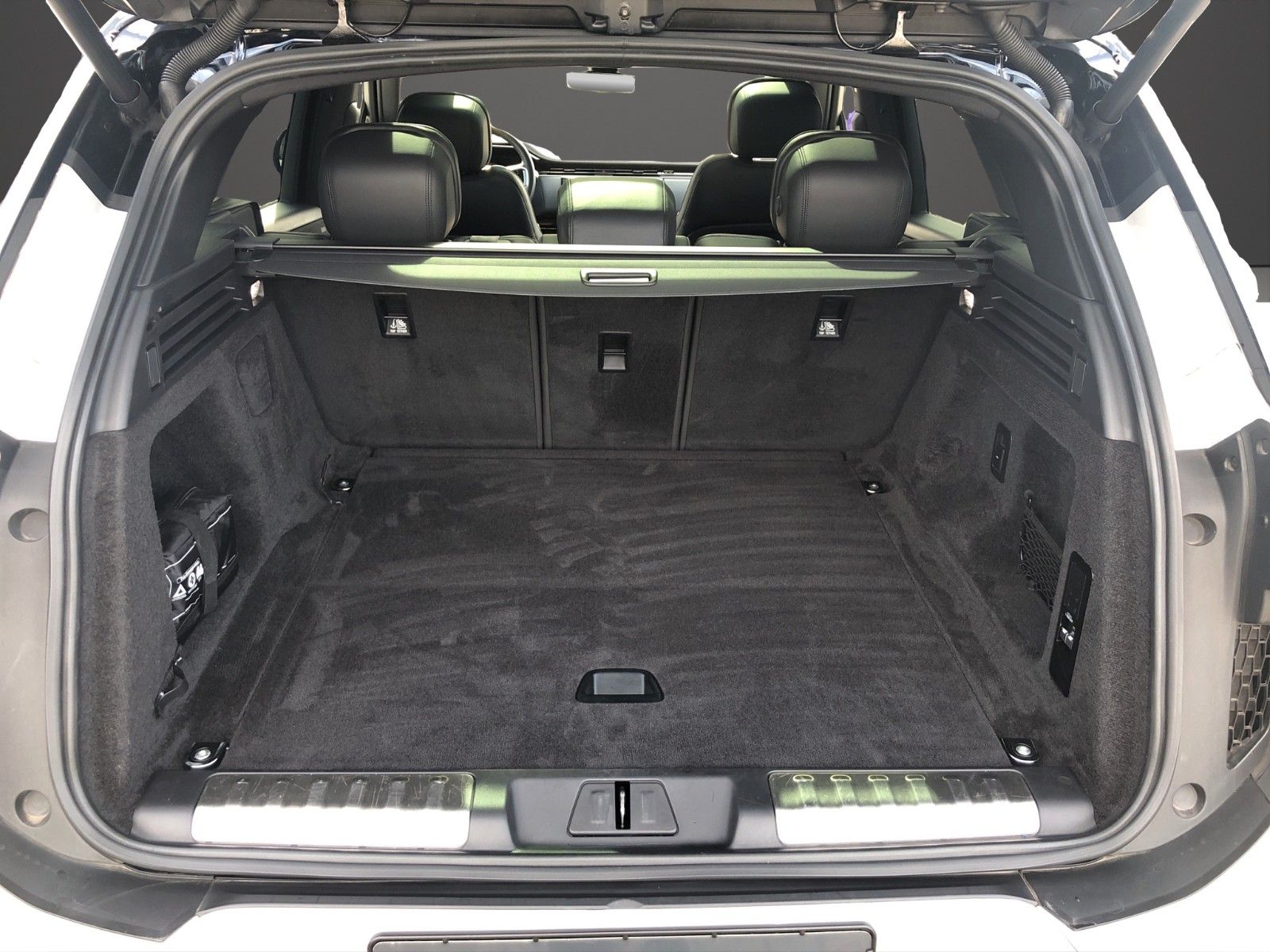 Fahrzeugabbildung Land Rover Range Rover Sport P440 Dynamic HSE Hybrid