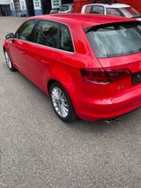 Audi A3 1.8 TFSI Sportback - Audi A3: Rot, Leder