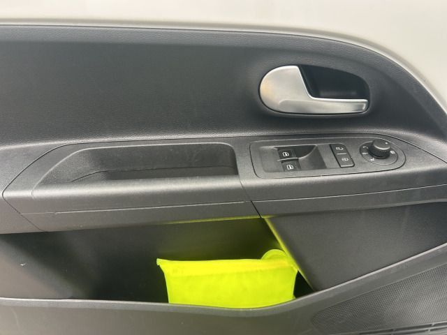 Volkswagen up! - Bild 14