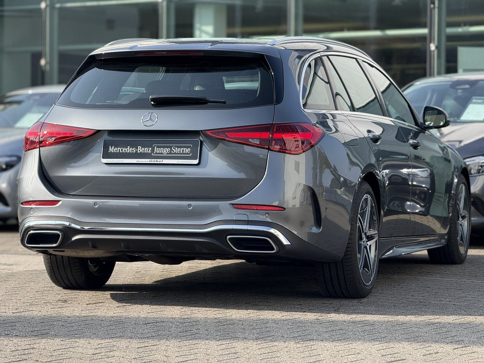 Fahrzeugabbildung Mercedes-Benz C 200 T AMG*DISTRONIC*360°*DIGITALLIGHT*KEYLESS*