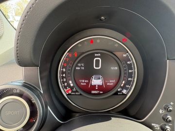 Fahrzeugabbildung Abarth 595C 1.4 T-Jet Klima PDC CarPlay ESTETICO