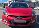 Hyundai i30 CW 1.4 CRDi Trend Trend - Hyundai i30 aus 2012 mit Diesel-Antrieb: Kombi