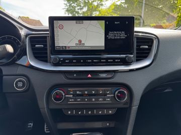 KIA cee'd Sportswagon - 11