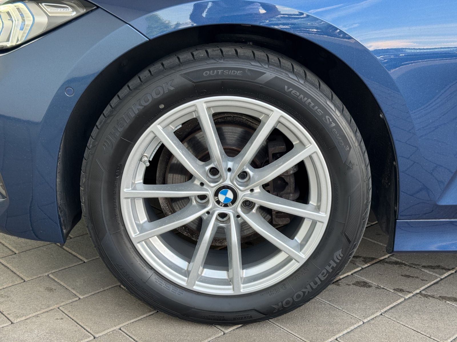 BMW 318i Touring Navi.LED.Hifi.SSGL.Tempo.DriveA.SH foto 5