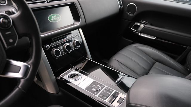 Fahrzeugabbildung Land Rover Range Rover 4.4 SDV8 Vogue/Dt./1.Hd/Top