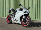 Ducati 899 Panigale mit LED Scheinwerfer - Offers